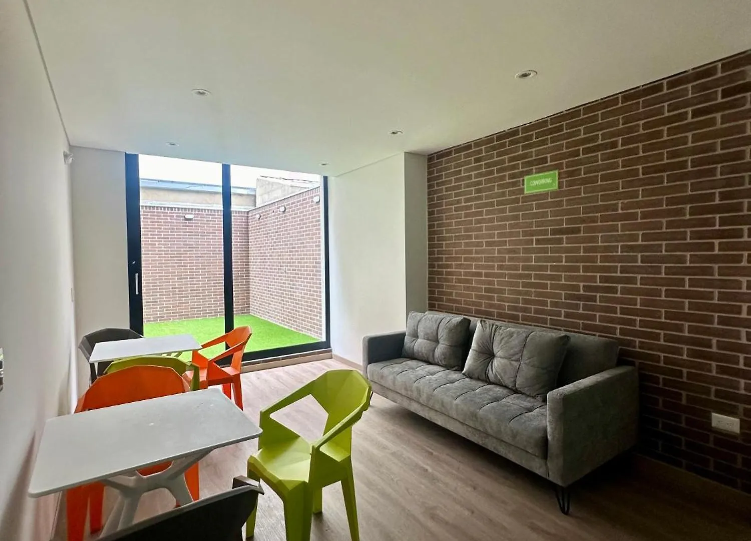 Apartment Nuevo Con Confort Y Estilo En Quinta Paredes Bogota Colombia